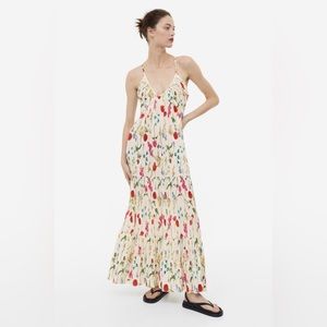 NWT H&M Pleated Maxi Dress